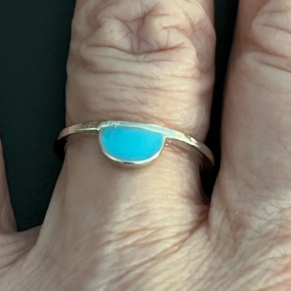 💖3/$10!!! Turquoise and silver dainty half circle ring. OS. - Picture 1 of 9